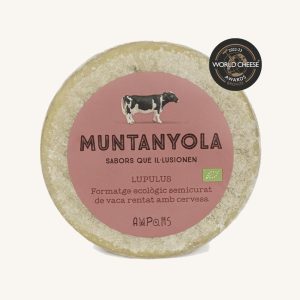 Lúpulus organic artisan semi-cured cow's cheese washed with beer, from Catalonia, whole piece